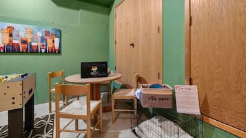 House | 4 bedrooms, high-speed internet
