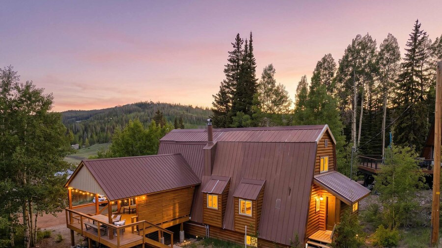 Ski-lee Retreat Ski Hike Explore Sleeps 10
