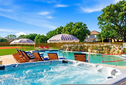 6k Sqft Estate - Epic Amenities Fun - Sleeps 22