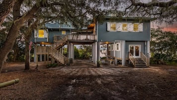 House | 3 bedrooms, high-speed internet