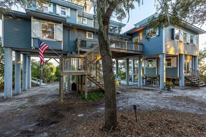 3 Story Haven Fire Pit Kayaks Updated 360 Views