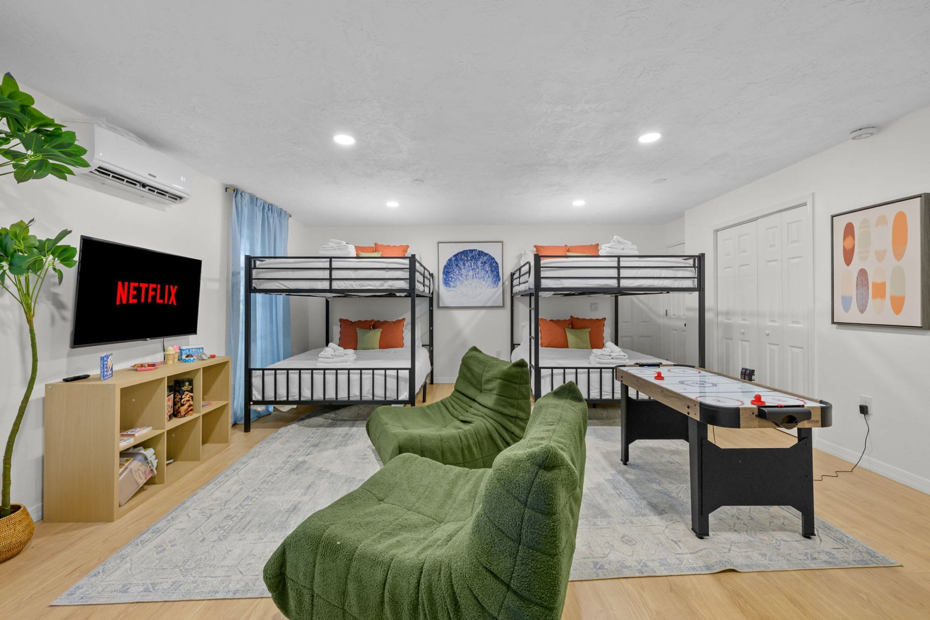 House | 7 bedrooms, Internet