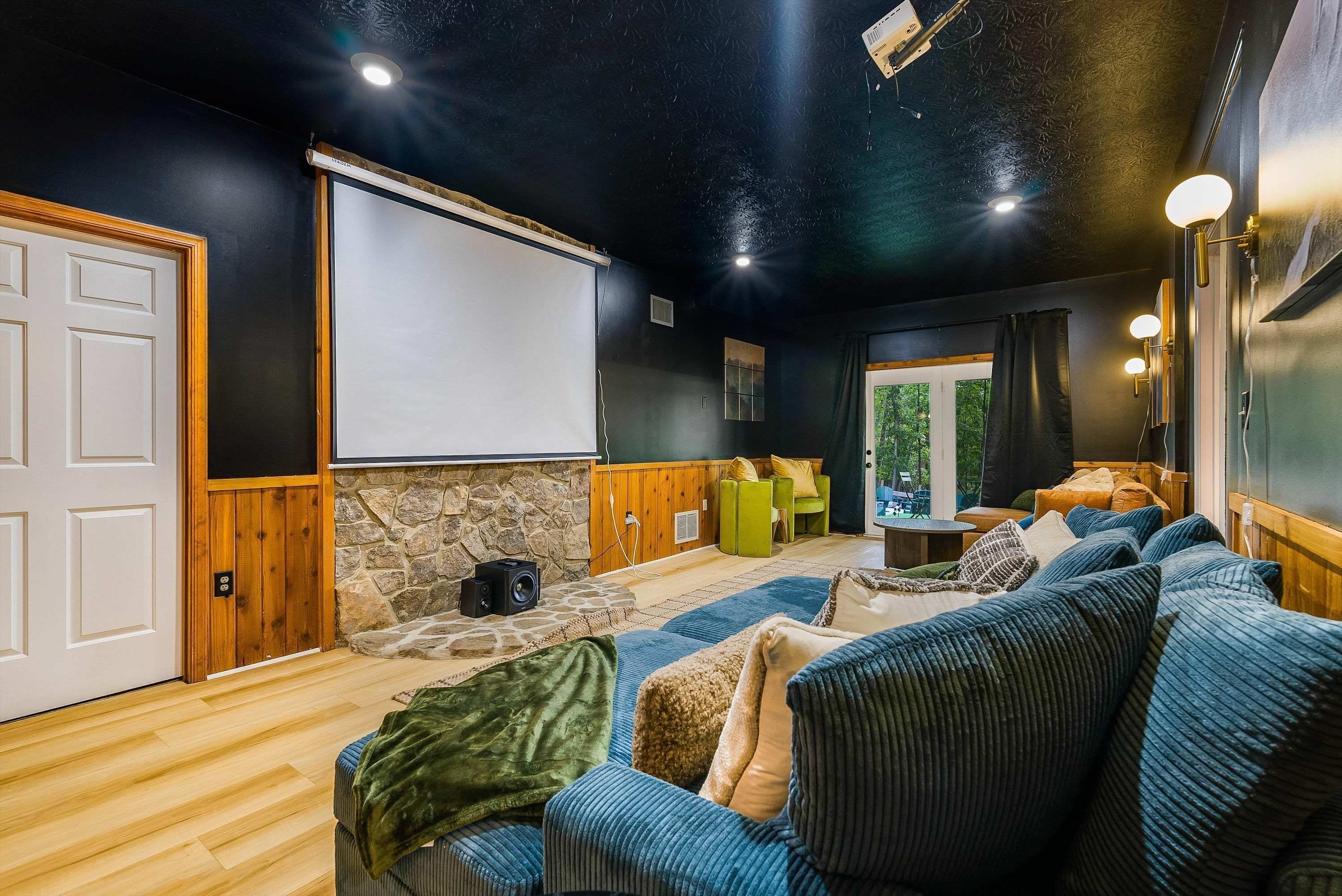 House | 6 bedrooms, high-speed internet