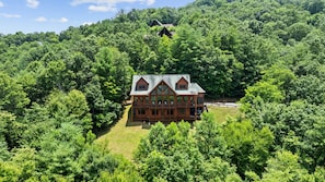 4 bedrooms, Internet - Stunning Mtn Views Sleeps 10 Hot Tub Game Room (Mineral Bluff)