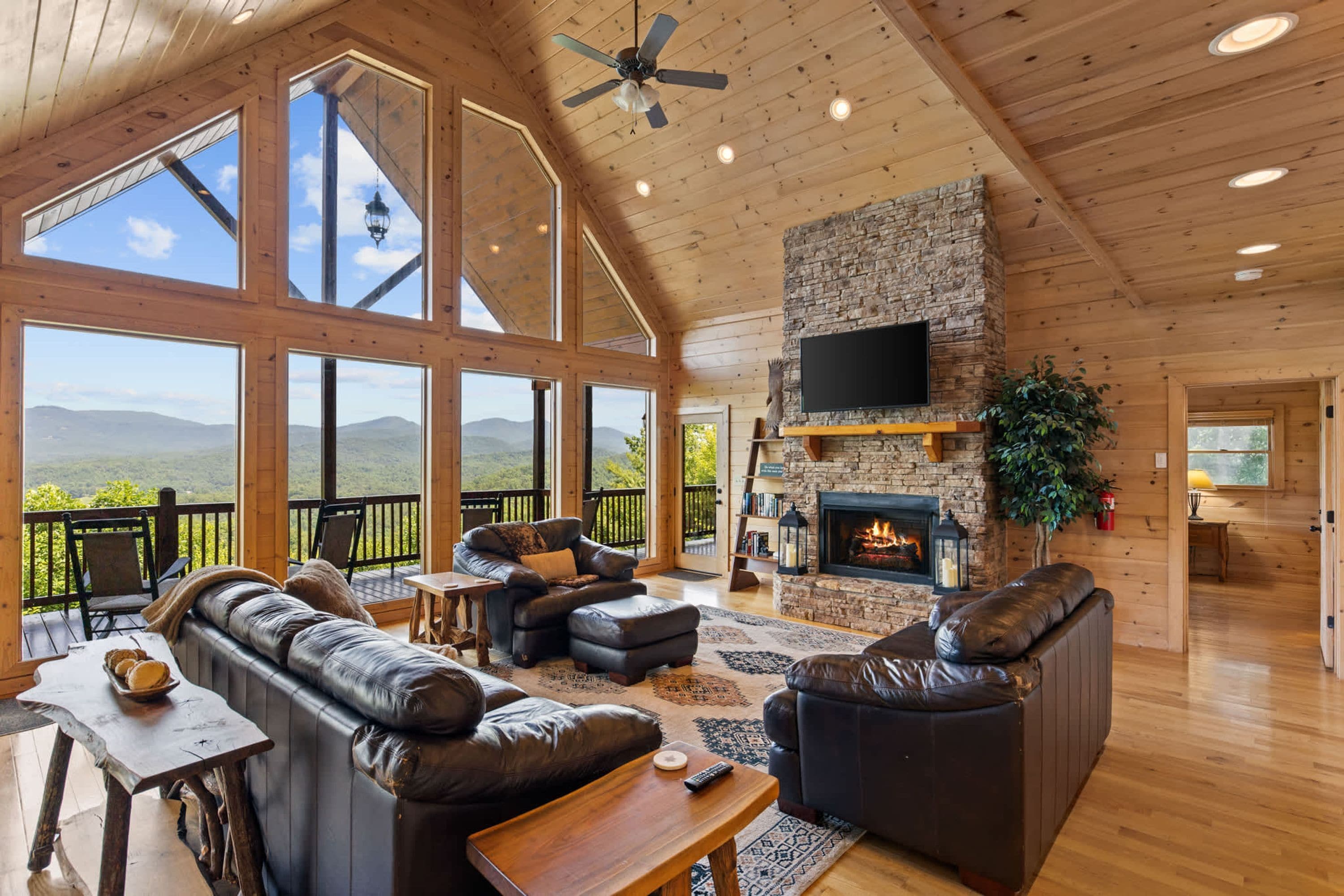 House | 4 bedrooms, high-speed internet