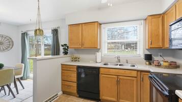 House | 3 bedrooms, Internet