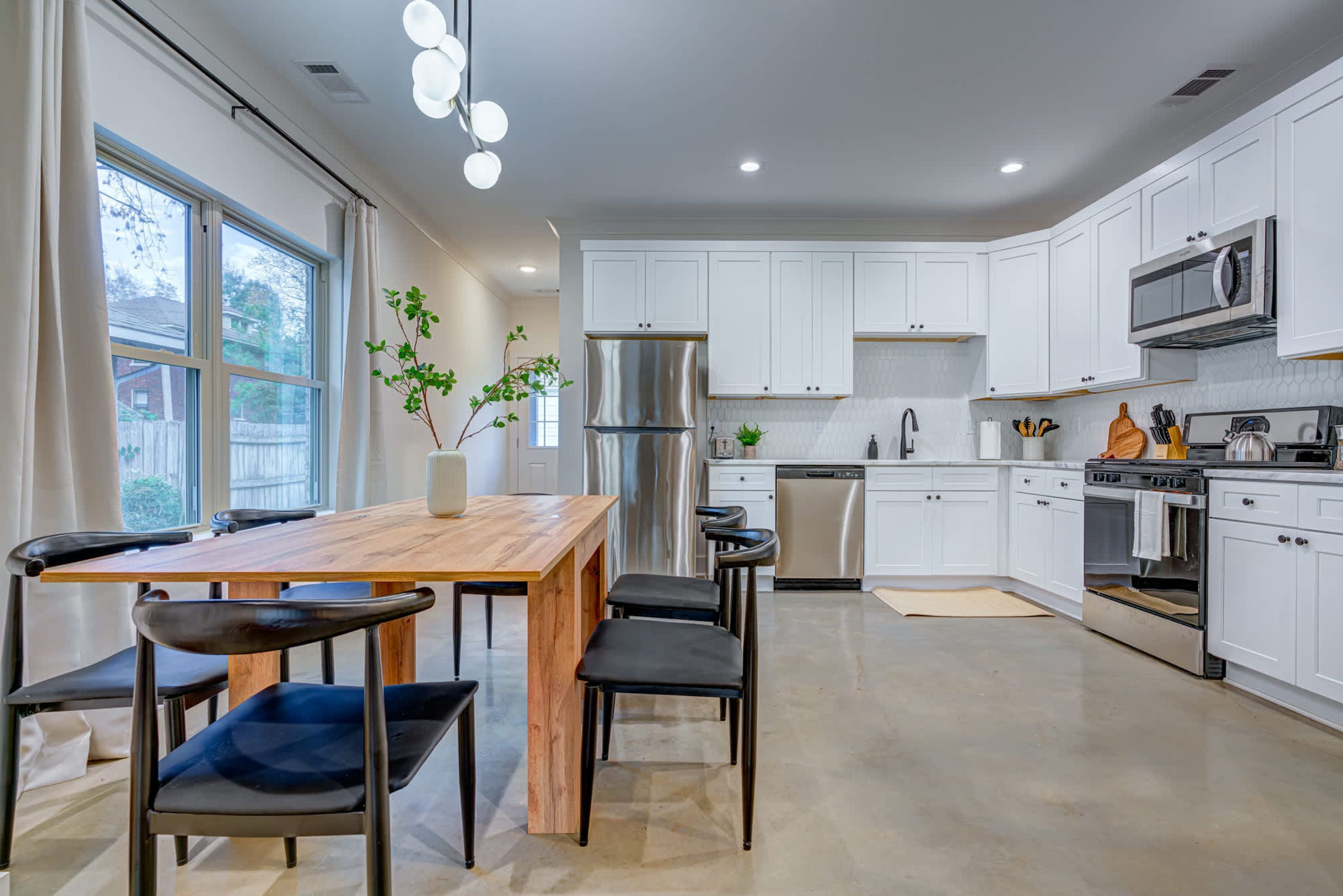 House | 4 bedrooms, high-speed internet