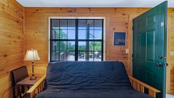 House | 4 bedrooms, Internet