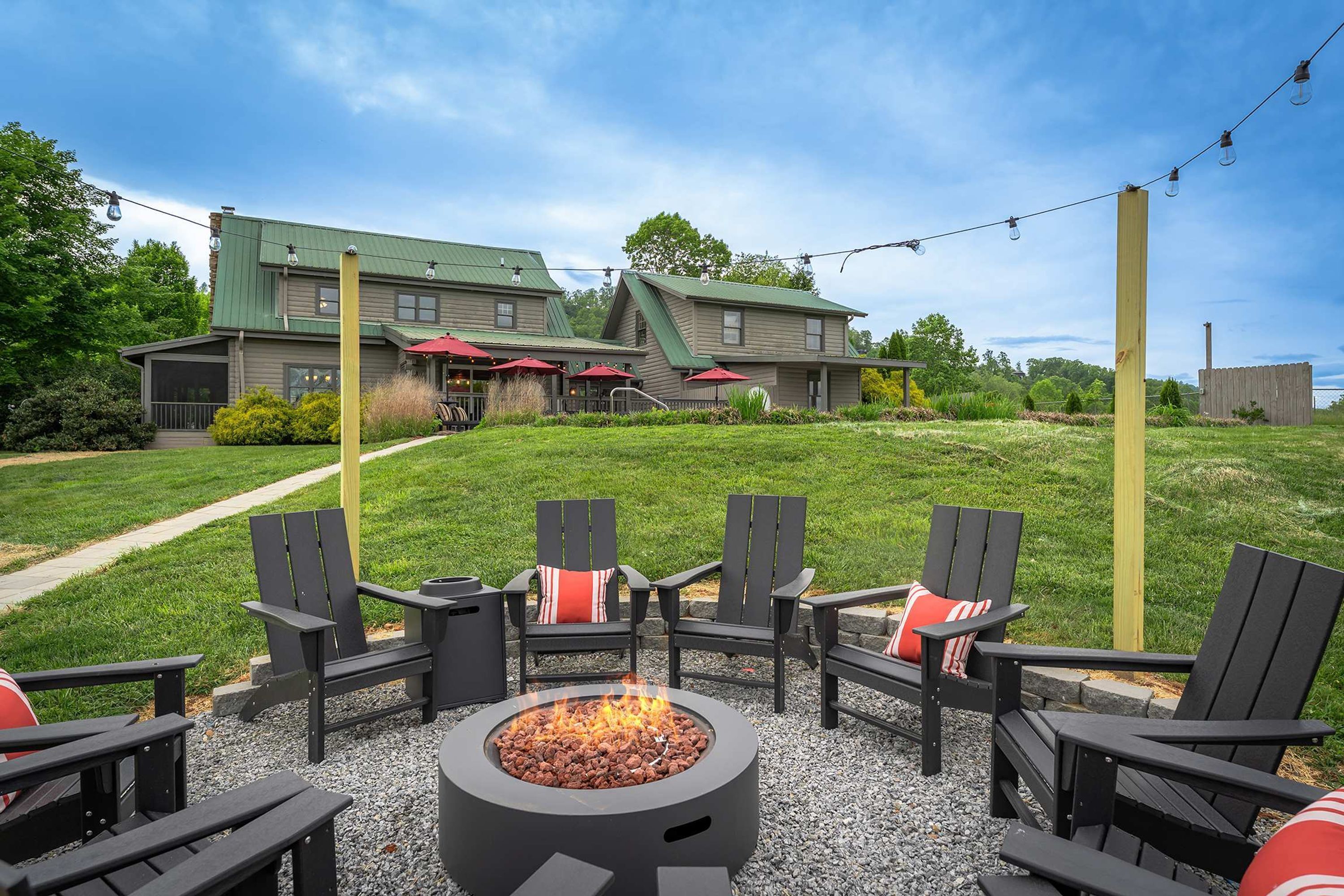 บ้านพัก | 7 ห้องนอน, อินเทอร์เน็ตความเร็วสูง