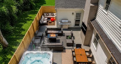 Rocky Mount Retreat Hot Tub Firepit Gameroom