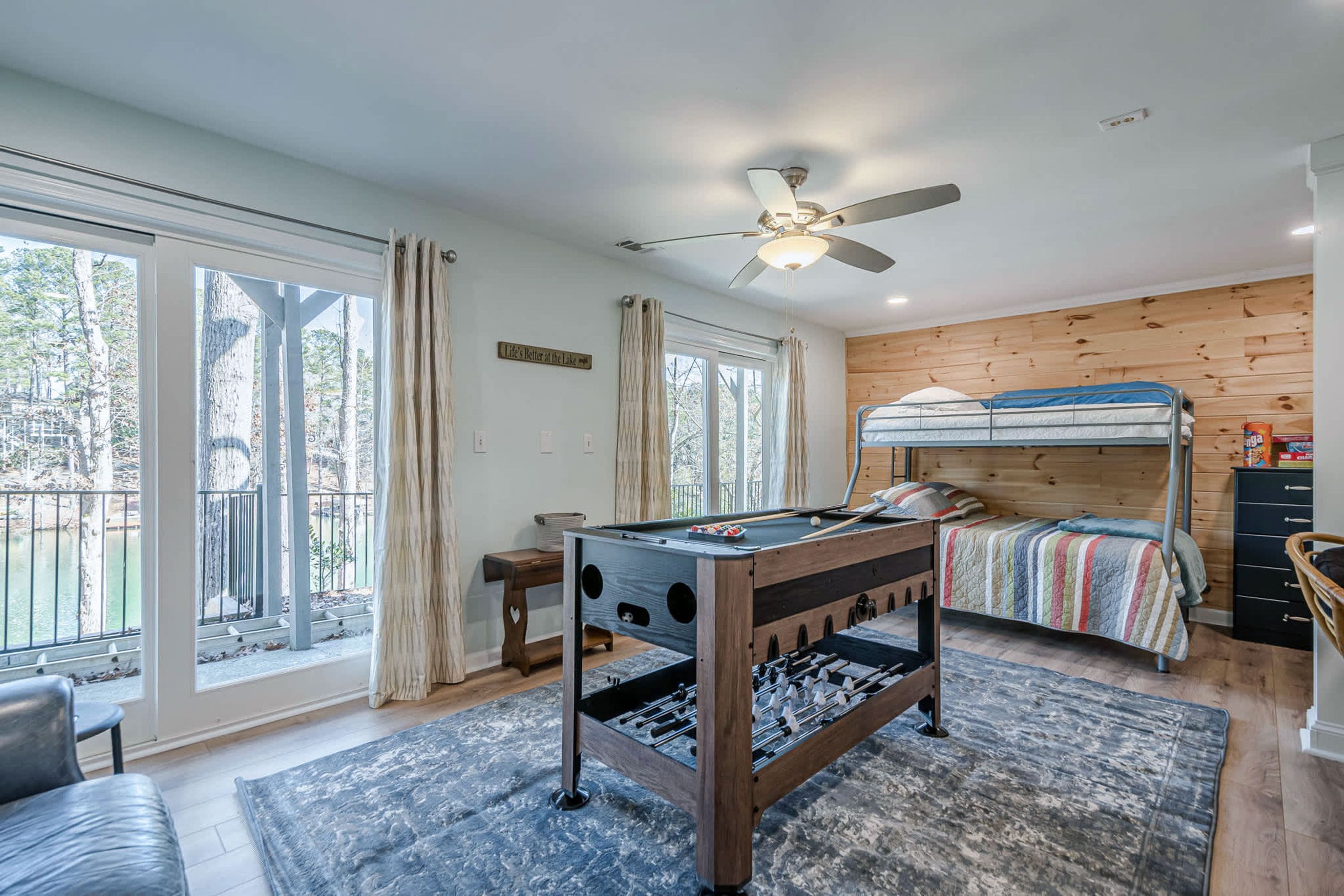 House | 4 bedrooms, high-speed internet