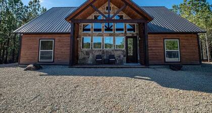 Sleeps 13 Hot Tub Arcade Firepit Games