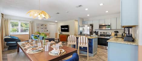 House | 3 bedrooms, high-speed internet