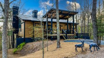 House | 3 bedrooms, high-speed internet