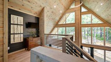 House | 3 bedrooms, high-speed internet