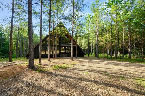 Hoch-a-frame Cabin I Sauna-hot Tub-firepit