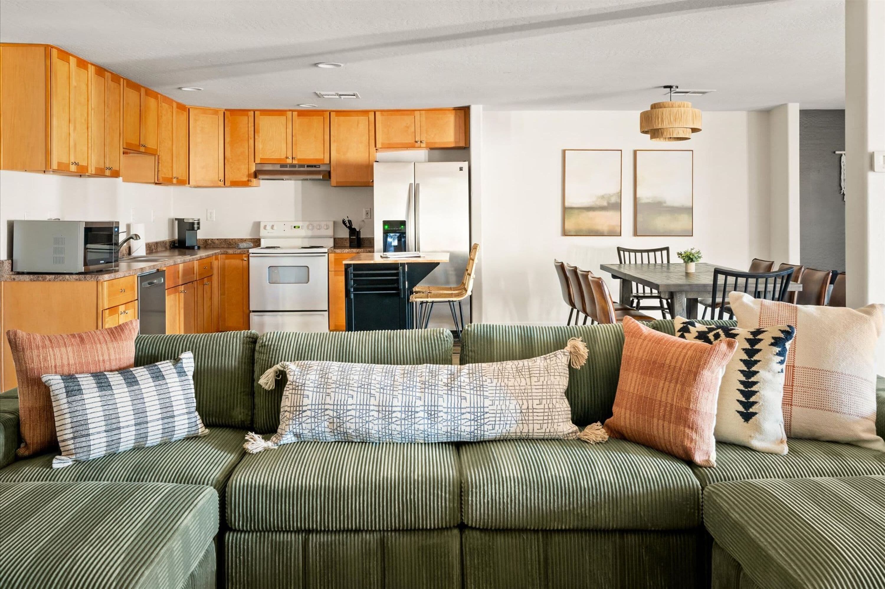 House | 7 bedrooms, high-speed internet