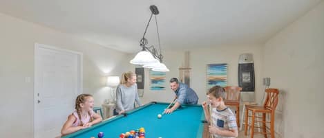 House | 5 bedrooms, high-speed internet
