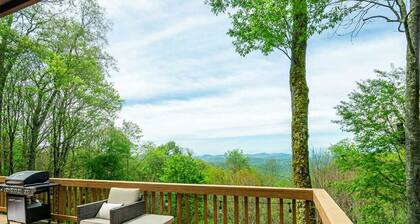 Mountain Retreat Views Sauna Hot Tub Arcade