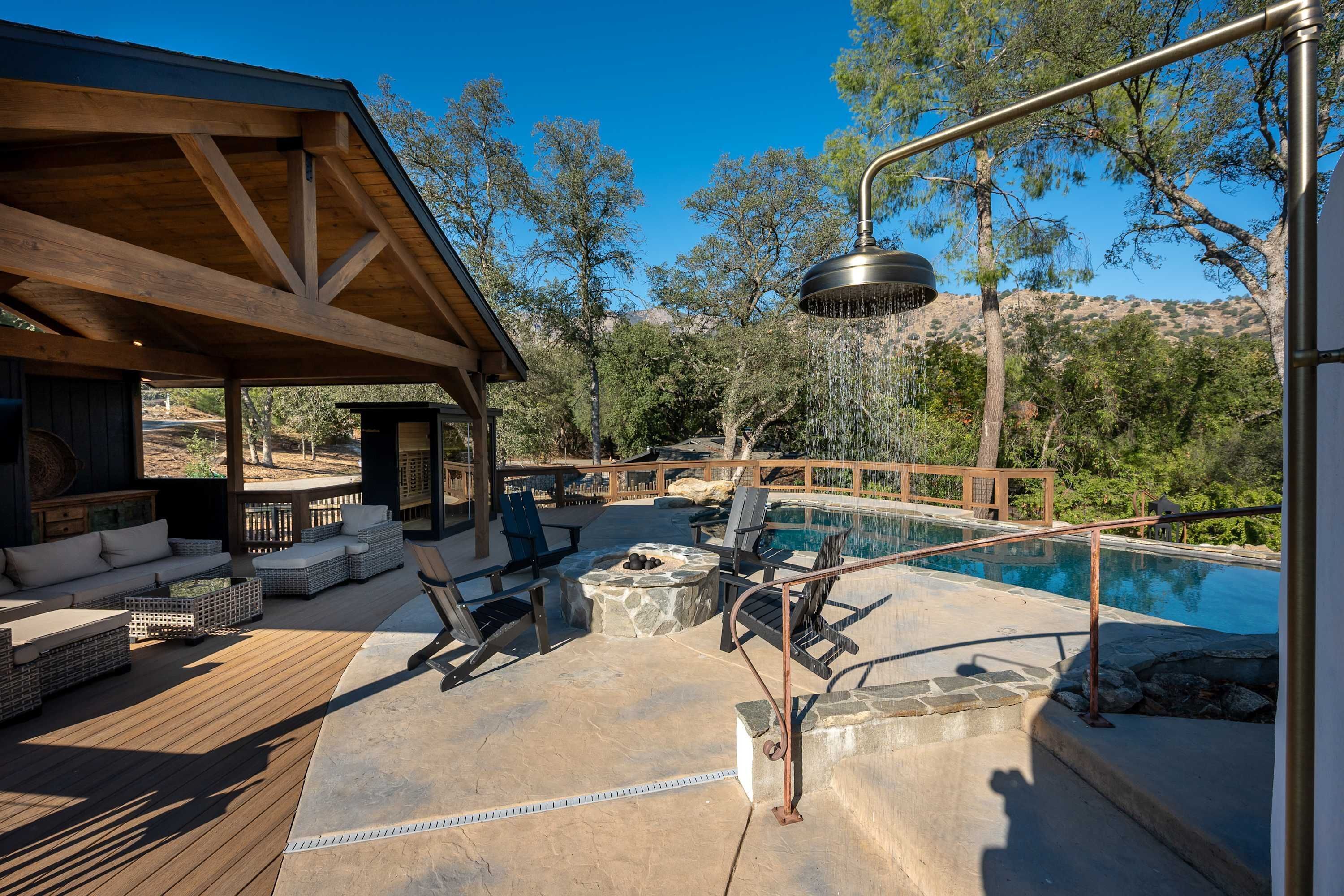 House | 4 bedrooms, high-speed internet