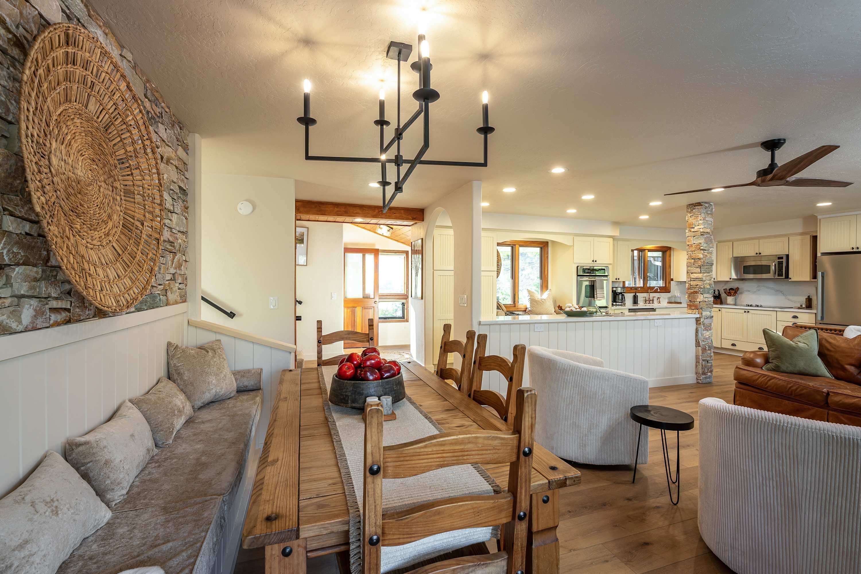 House | 4 bedrooms, high-speed internet