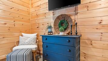 House | 3 bedrooms, high-speed internet