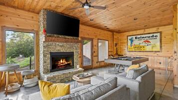 House | 3 bedrooms, high-speed internet