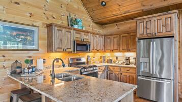 House | 3 bedrooms, high-speed internet