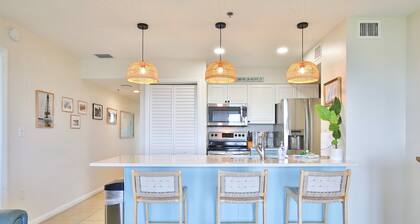 Keys Escape Oceanfront Resort Condo Sleeps 6