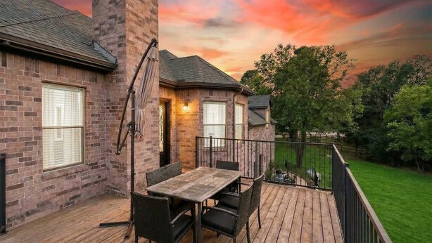 House - The Cove Heated Pool Lake Access (Denton)