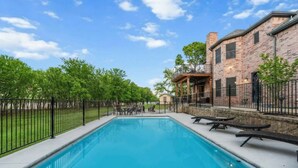 House - The Cove Heated Pool Lake Access (Denton)