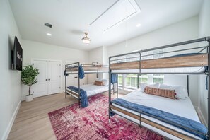 6 habitaciones y acceso a internet 