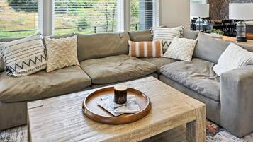 House | 4 bedrooms, high-speed internet