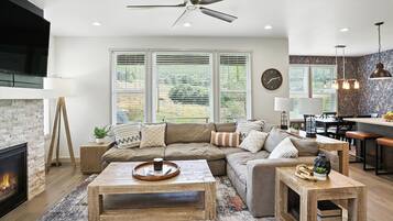 House | 4 bedrooms, high-speed internet