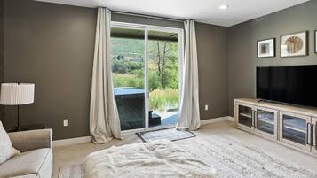 House | 4 bedrooms, high-speed internet