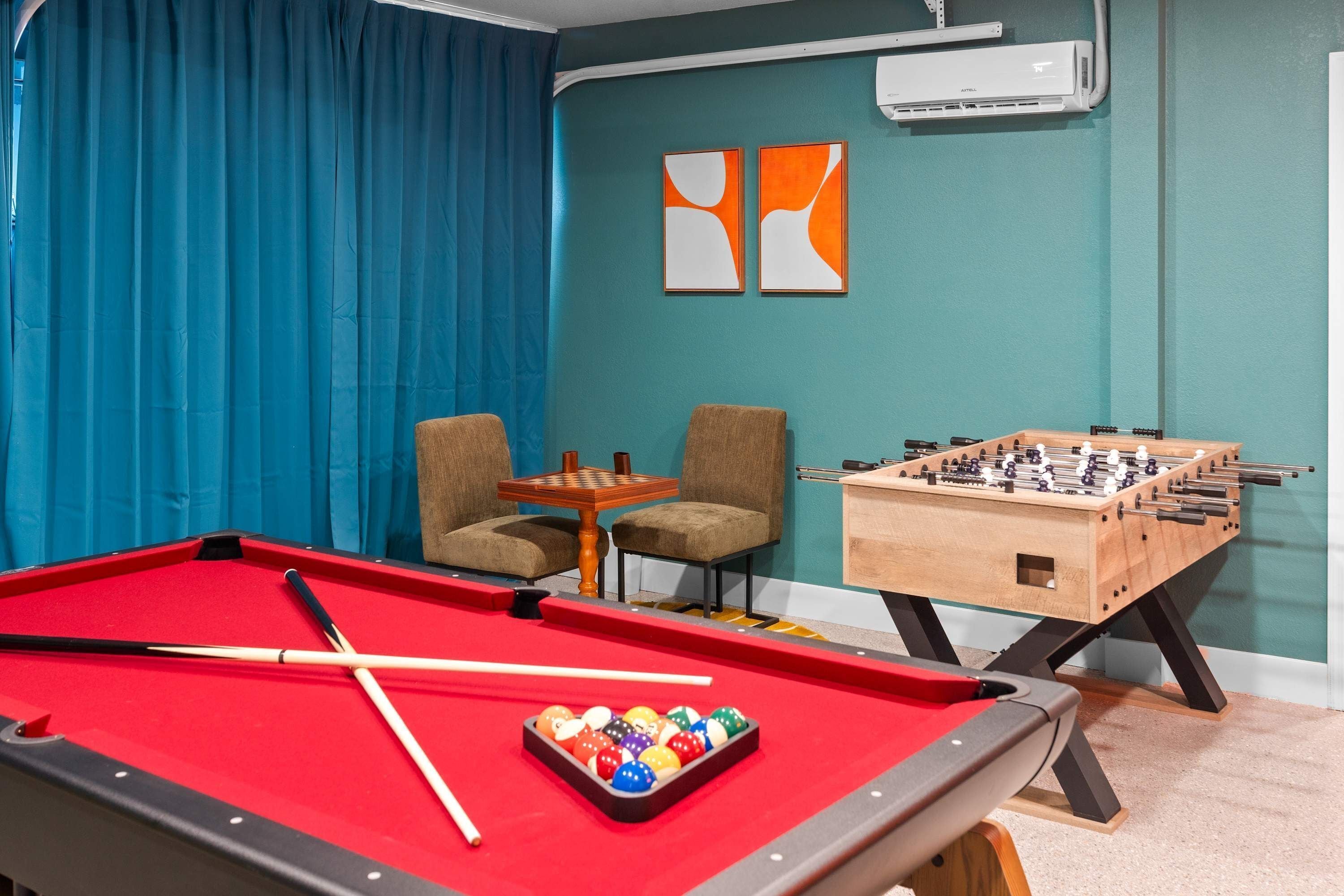 House | 5 bedrooms, high-speed internet