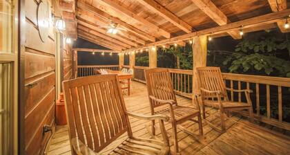 Sleeps 16 Hot Tub Sauna Dogs Welcome Ping Pong