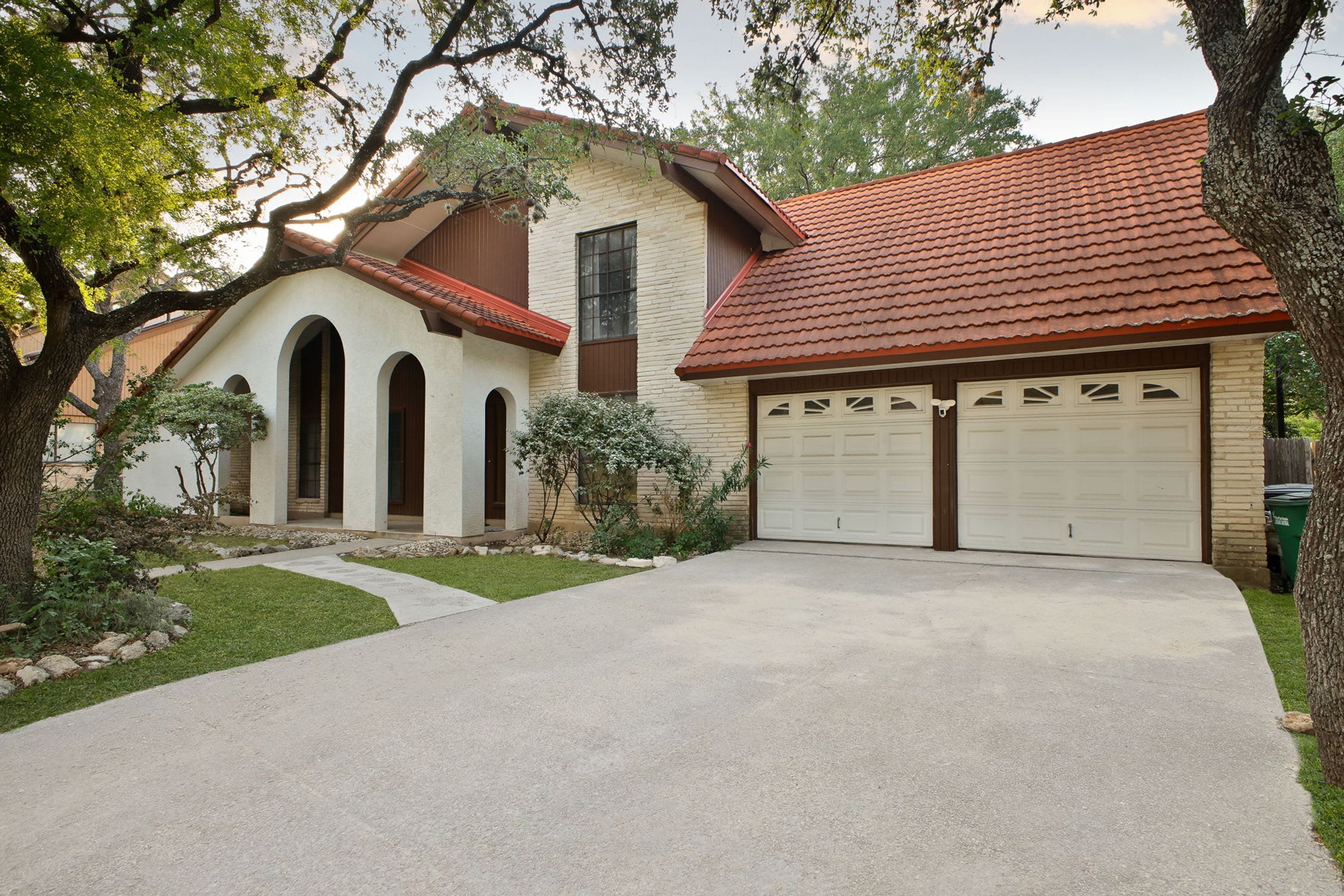 House | 5 bedrooms, Internet