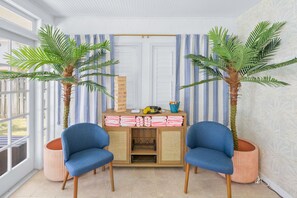 Casa | 5 quartos, acesso à internet de alta velocidade