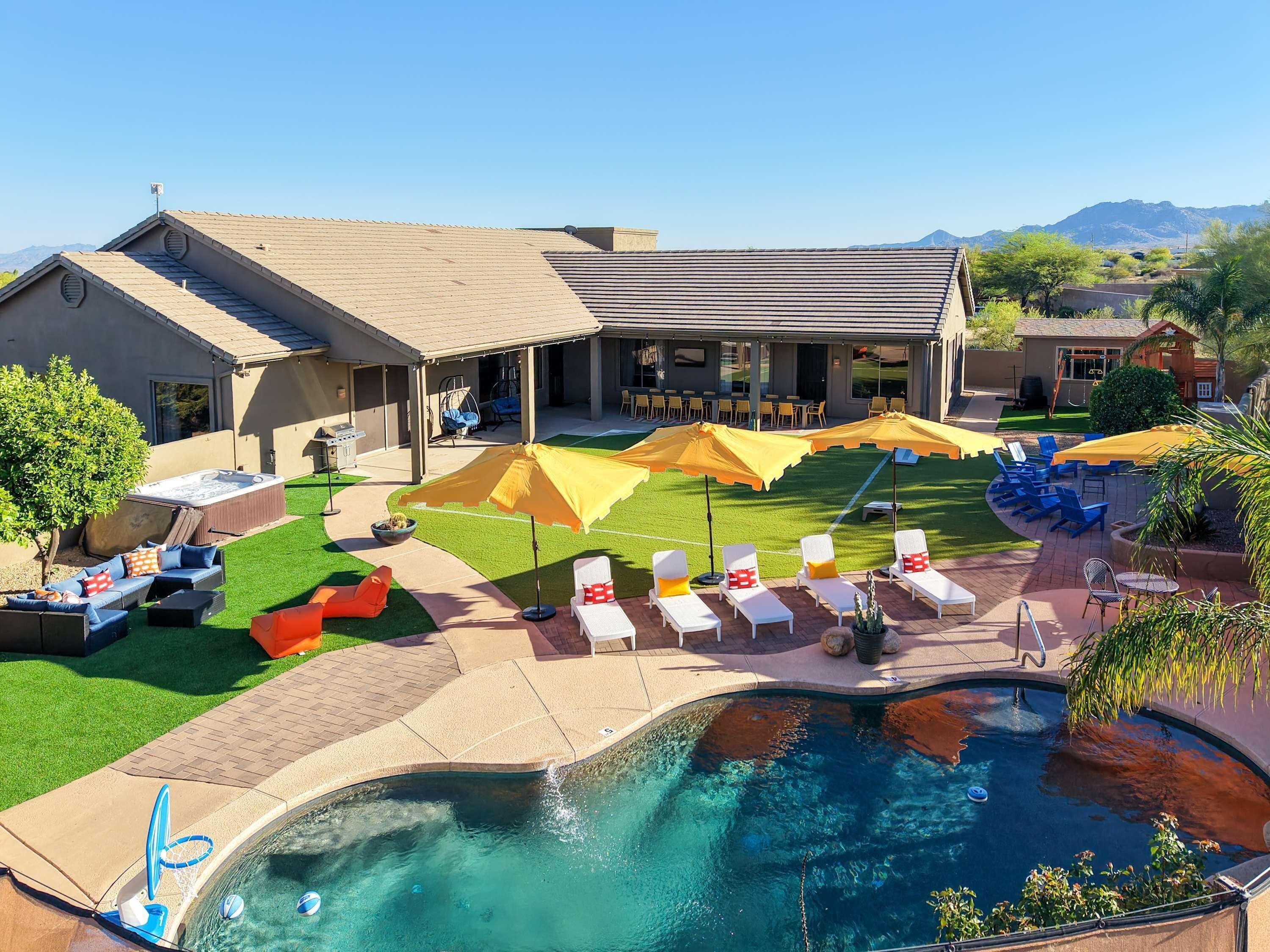 House | 7 bedrooms, Internet