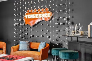 House | 4 bilik tidur, Internet 