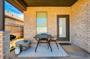 House | 3 bedrooms, high-speed internet - 10 Minutes to Stadium Spacious 3BR Gameroom (Lubbock)