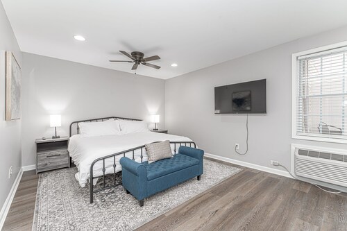 Downtown Kimmswick Studio-renovated-prime Location
