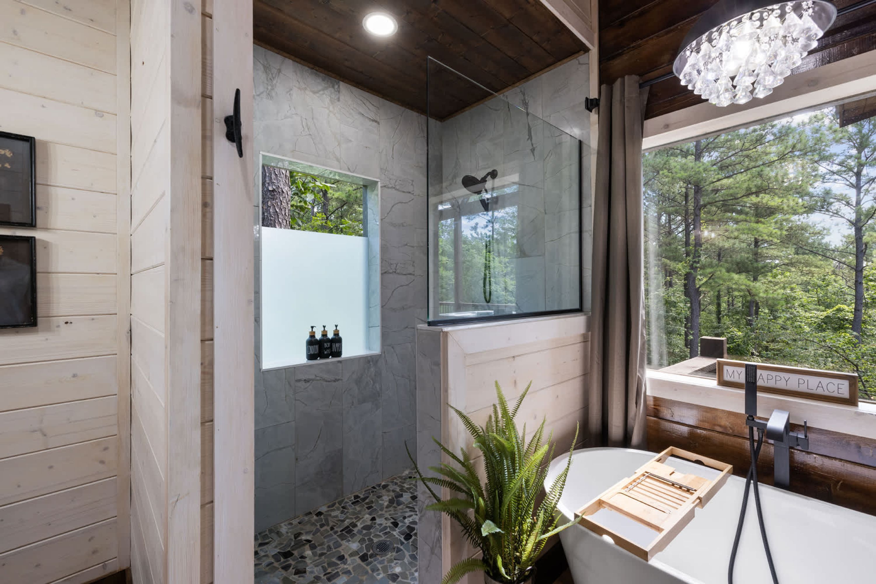 House | 3 bedrooms, high-speed internet