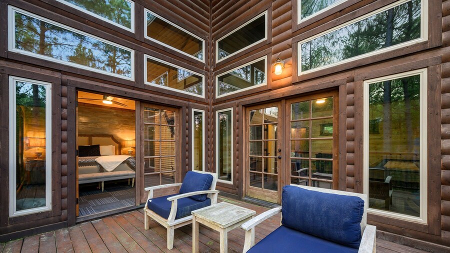 Aspen Creek Lodge Spacious Luxury Cabin Retreat