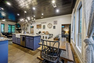 4 habitaciones y acceso a internet