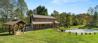 Luxury 8BR Mountain Lodge Hot Tub Fire Pit