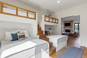 House | 4 bedrooms, Internet - Luxe Lake Martin Home Pool Hot Tub Boat Dock (Dadeville)