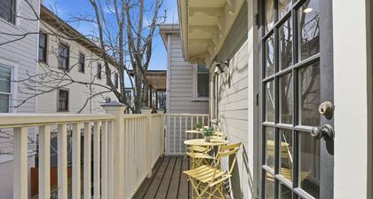 Charming Savannah Getaway Hot Tub Sleeps 8
