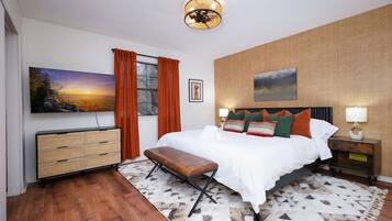House | 5 bilik tidur, Internet